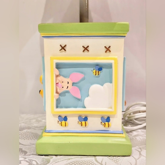 Winnie the Pooh and friends nursery night lamp.  Piglet, Eeore and Tigger - Picture 9 of 11